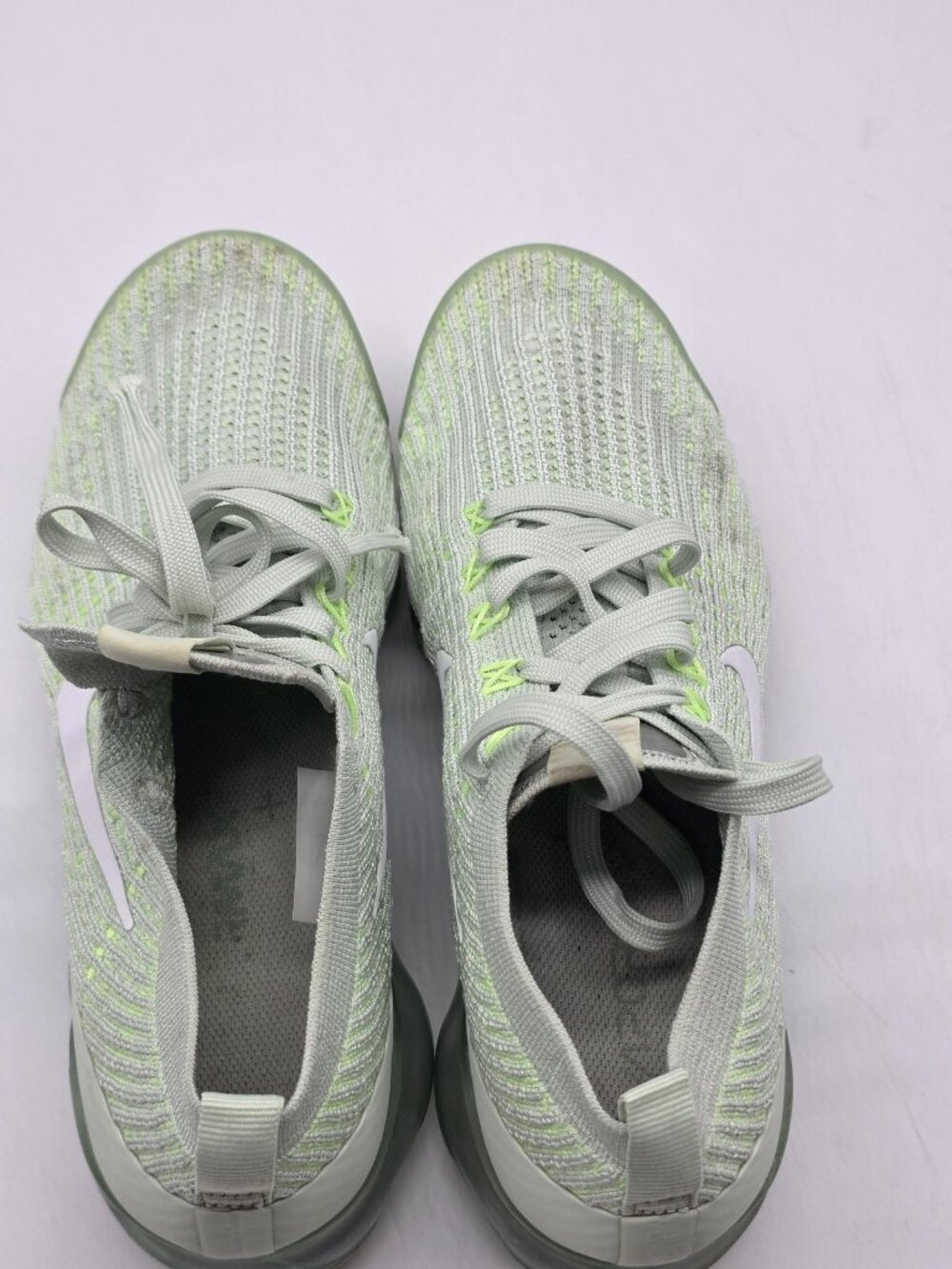 Nike Air VaporMax Flyknit 2 Shoes Womens 9 Green Jade Aura Sneakers AJ6910-300 - Picture 7 of 10